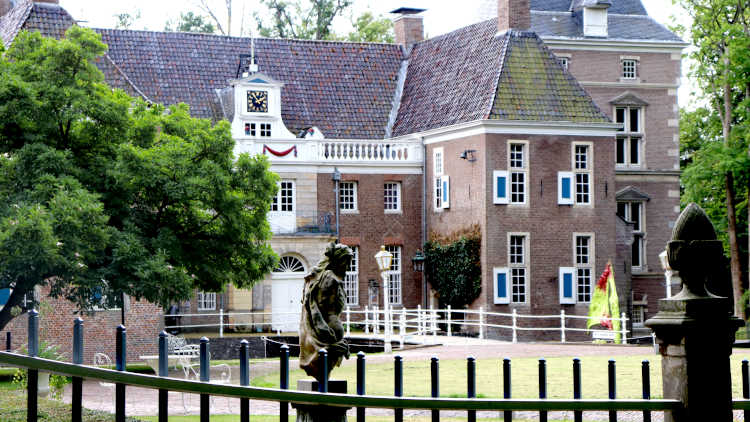 Kasteel 't Nijenhuis bij Heino