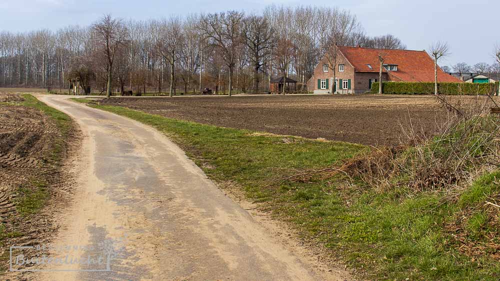 Wandelroute komt langs aspergeboer in Neeritter