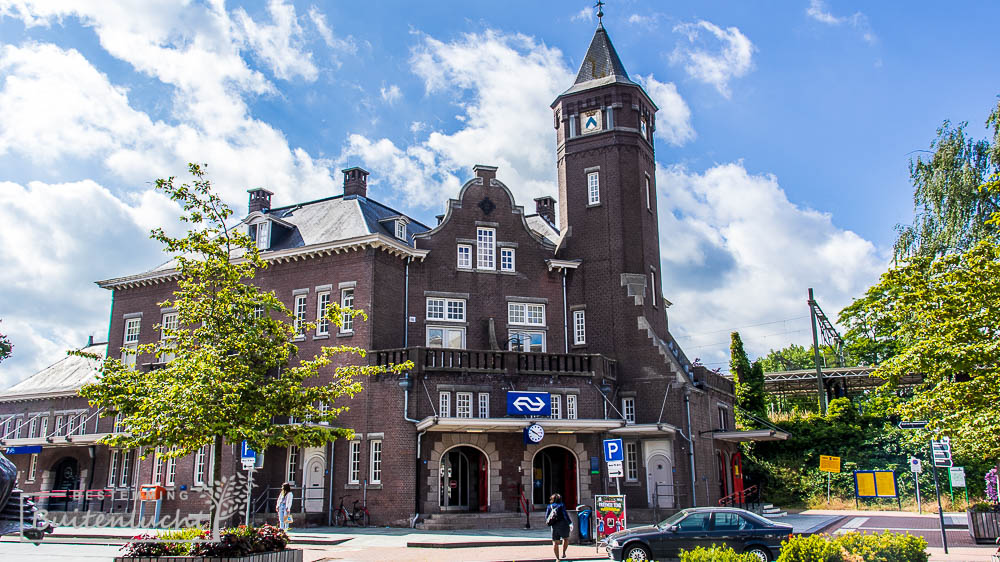 Stationsgebouw van Weert, startpunt van het Graaf van Hornepad