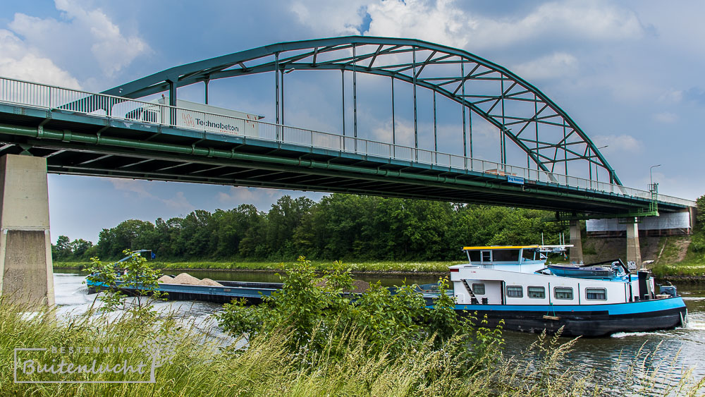 De Drielandenwandeling gaat tweemaal het Julianakanaal over.