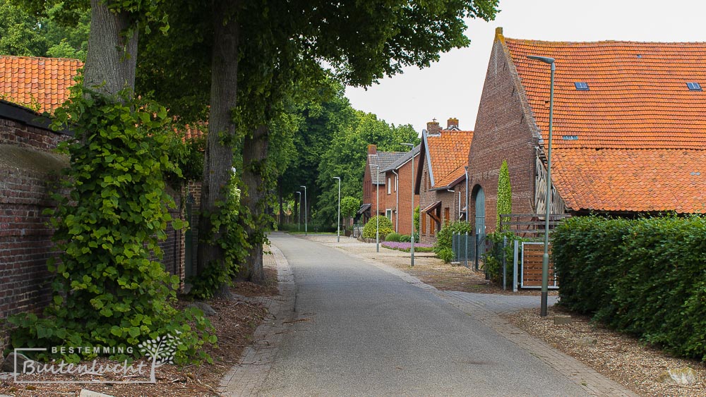 Deze Drielandenwandeling gaat door landelijke dorpjes.