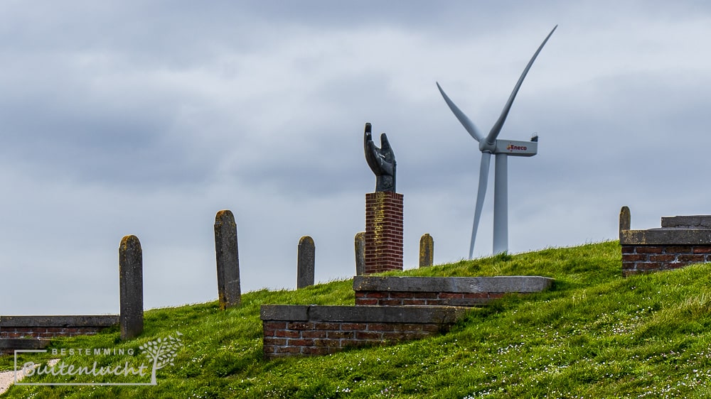 de hand van Oterdum en windmolen