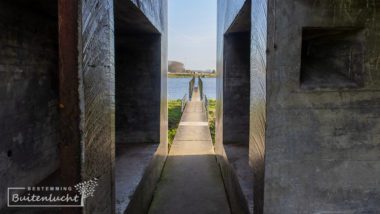 doorgezaagde bunker van de Nieuwe Hollandse Waterlinie