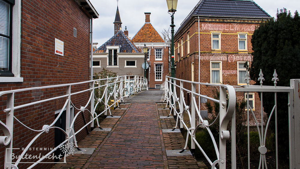 brug over Damsterdiep