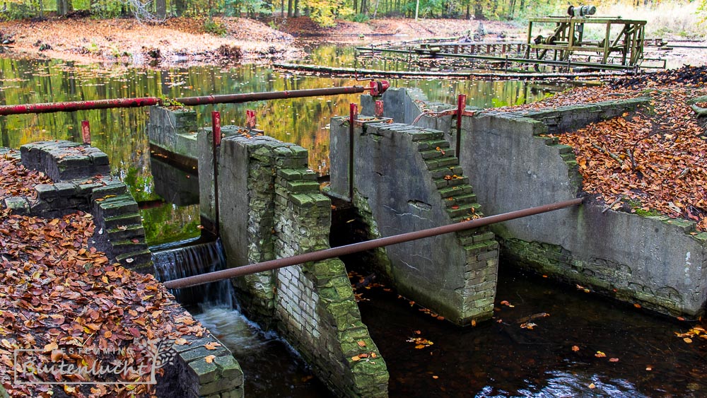 Deel van het schaalmodel IJmuiden in het Waterloopbos