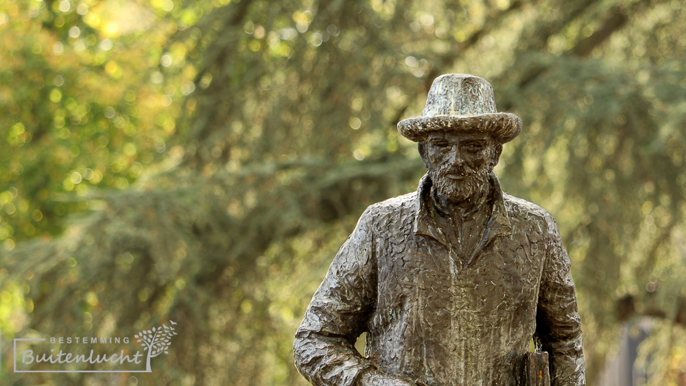 Standbeeld langs de Van Gogh wandeling in Nuenen