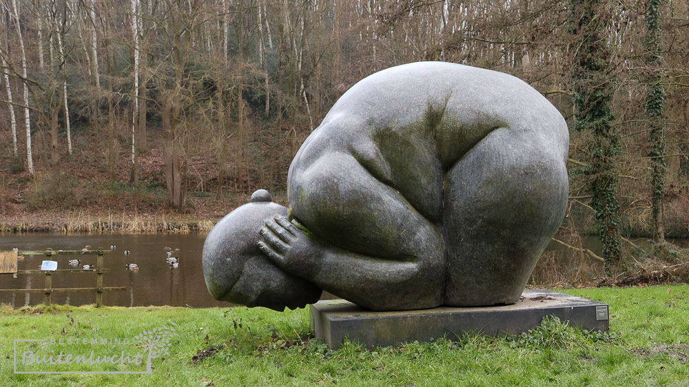 Wandelen langs kunstwerken bij kasteel Strijthagen