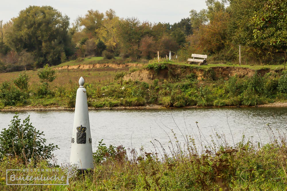 Wandelen op het eindpunt van de Grensmaas