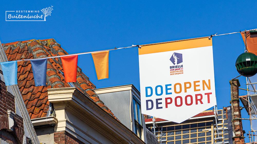 In naam van oranje, doe open de poort