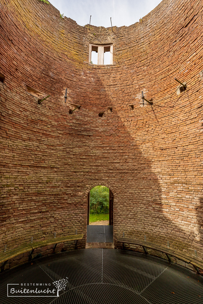 De folly in de Haere in Olst, interieur