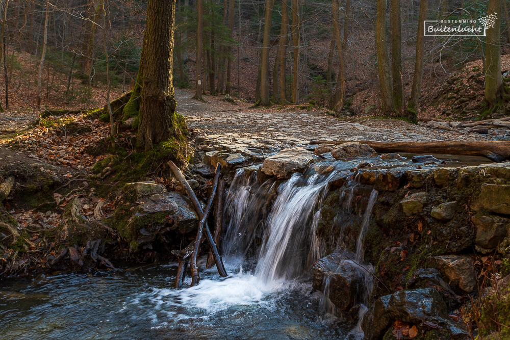 Een van de vele watervalletjes in NInglinspo