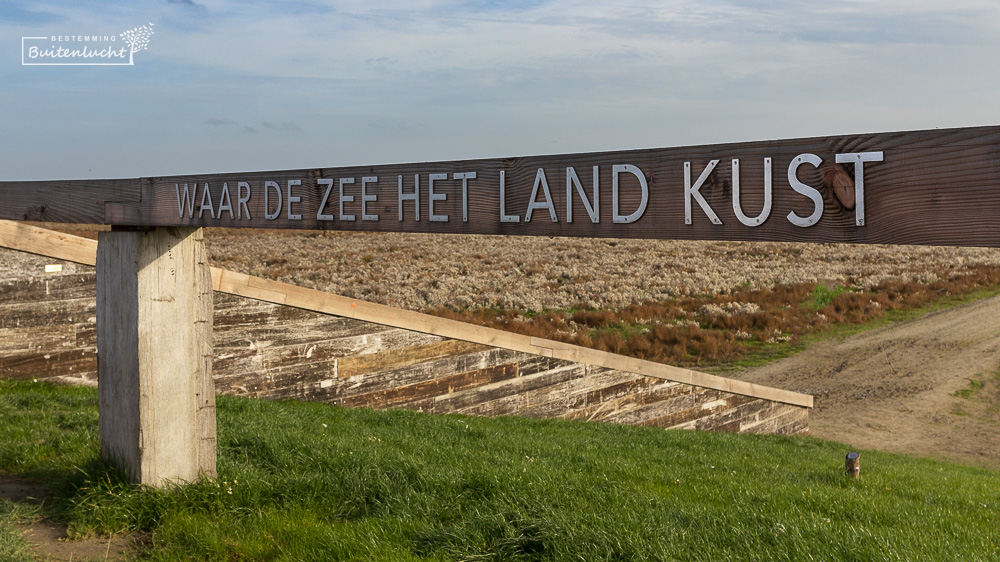 Tekstregels op de Terp van de Toekomst