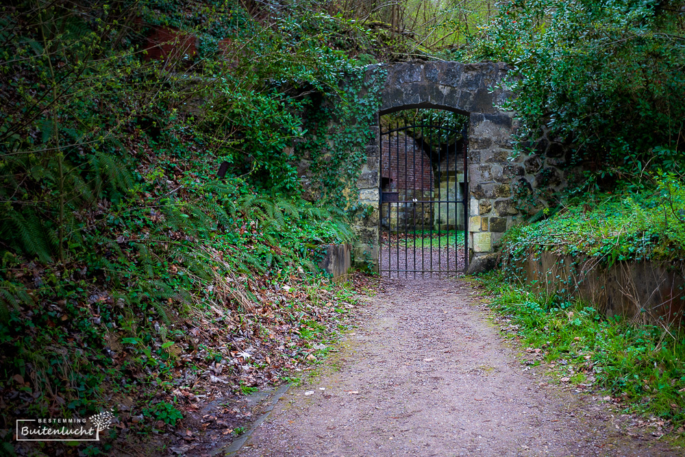 Ingang van de katakomben in Valkenburg